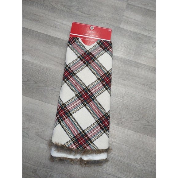 CHRISTMAS TREE Fabric Check SKIRT PLAID Faux Fur Trim Lined Ashland 48" New $50 - Picture 1 of 5